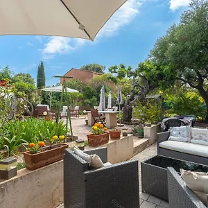 Appartement Clos Victor Spacieux 2 Pièces